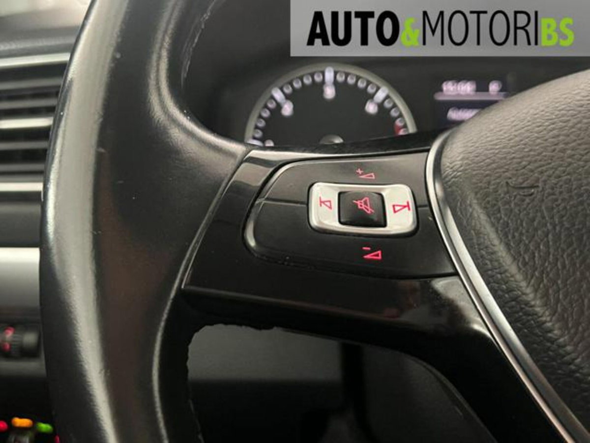 Volkswagen Veicoli Commerciali Amarok 3.0 V6 TDI 258CV 4MOT. BMT perm. aut. D.C. Highline (18)