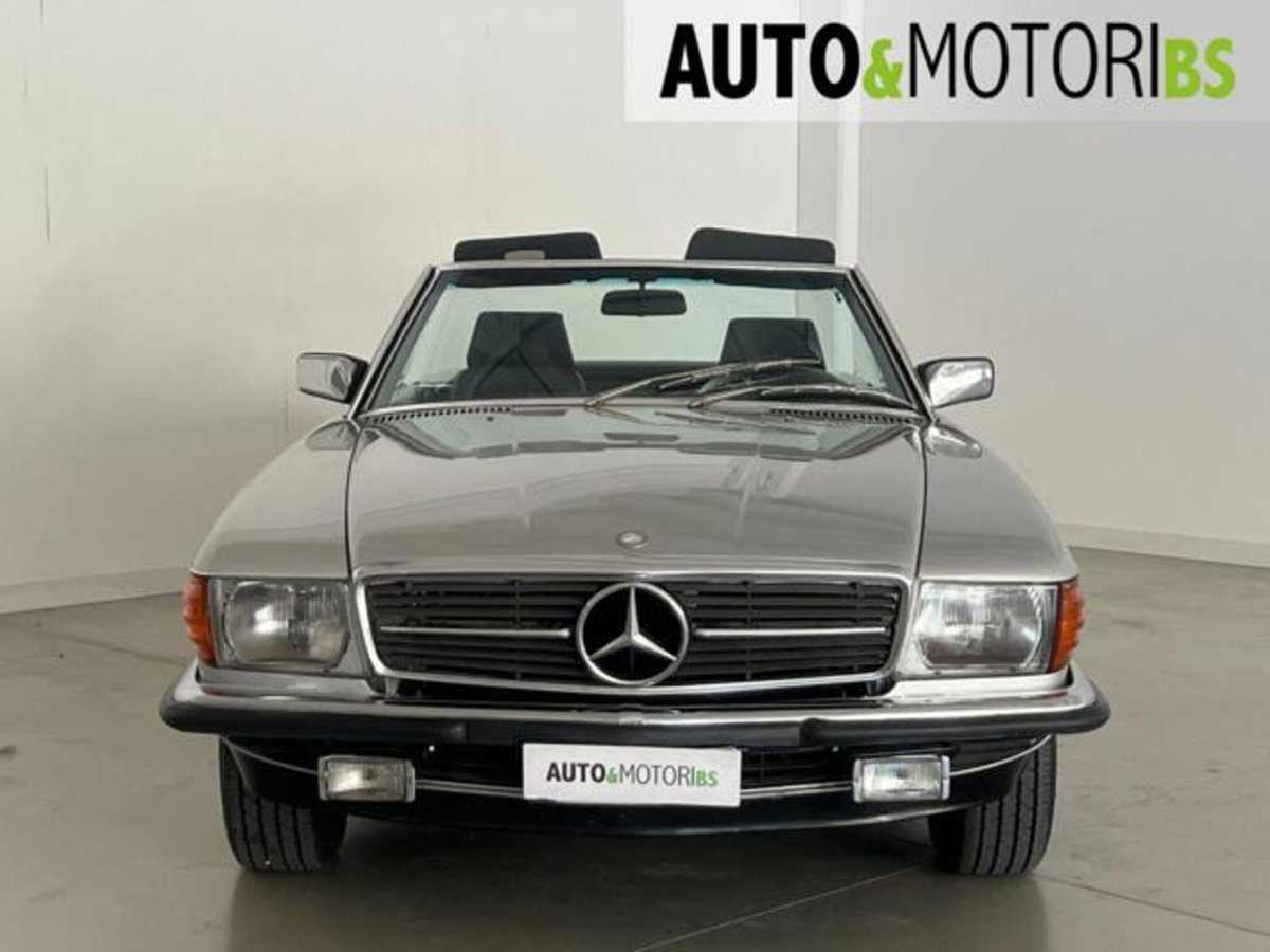 Mercedes-Benz 380 Cabrio 380 SL Roadster (2)
