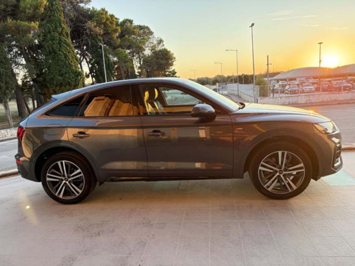 Audi Q5 Sportback 40 2.0 tdi mhev 12V S line Plus quattro s-tronic (4)
