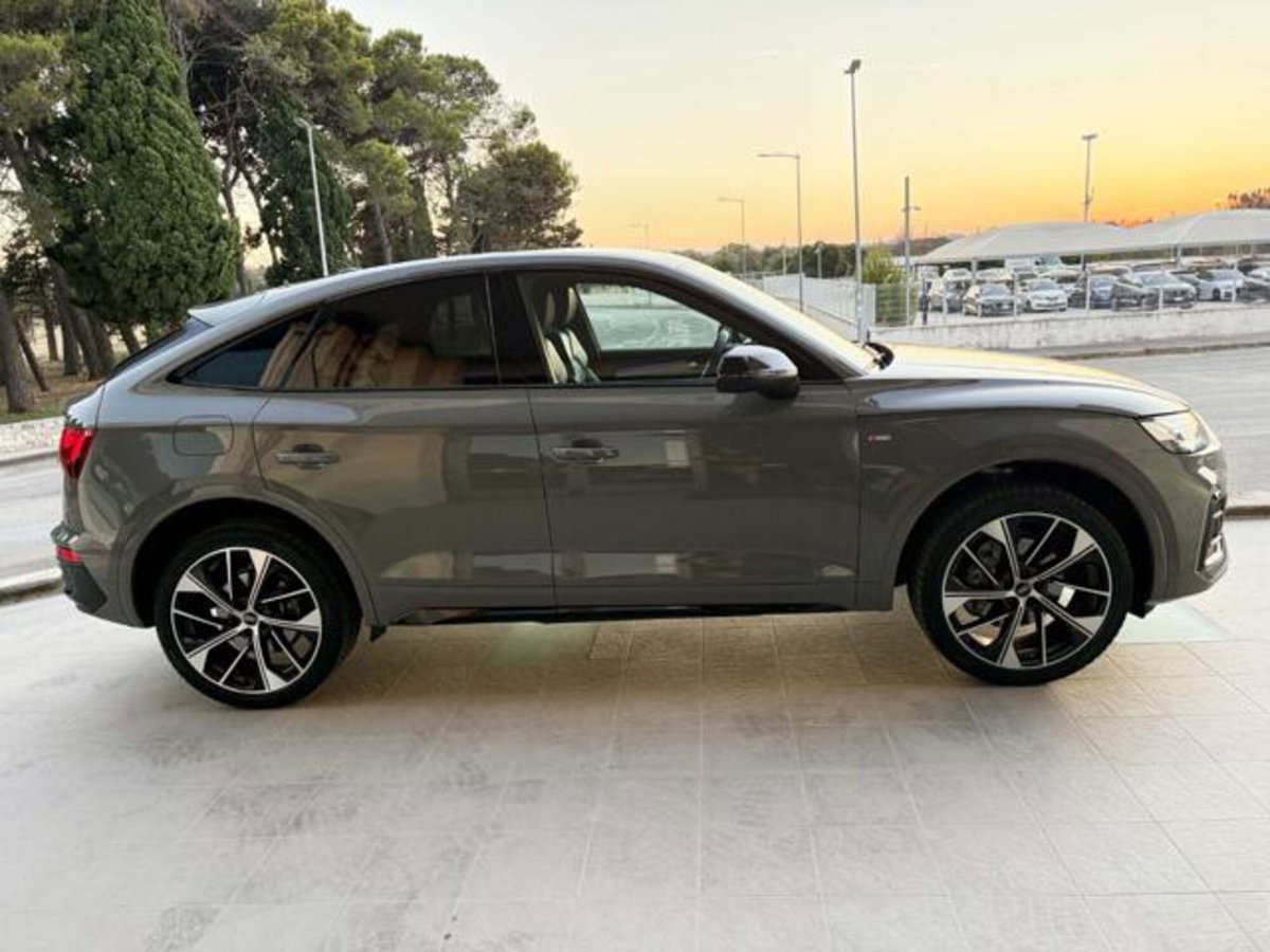 Audi Q5 Sportback 40 2.0 tdi mhev 12V S line Plus quattro s-tronic (4)