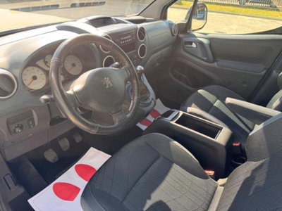 Peugeot Partner 1.6 HDi 115CV Family (9)