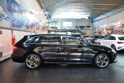 Audi A4 Avant 35 2.0 tdi mhev Business Advanced 163cv s-tronic (2)