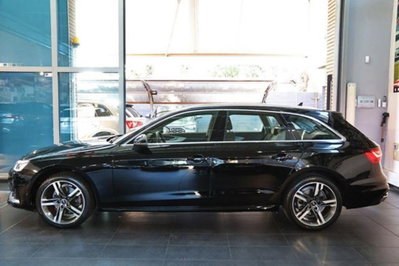 Audi A4 Avant 35 2.0 tdi mhev Business Advanced 163cv s-tronic (3)