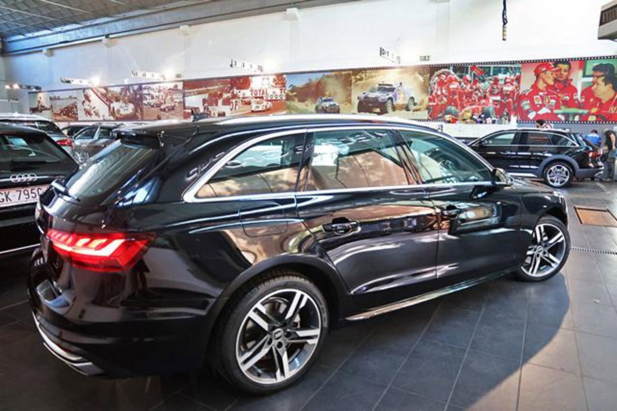 Audi A4 Avant 35 2.0 tdi mhev Business Advanced 163cv s-tronic (9)