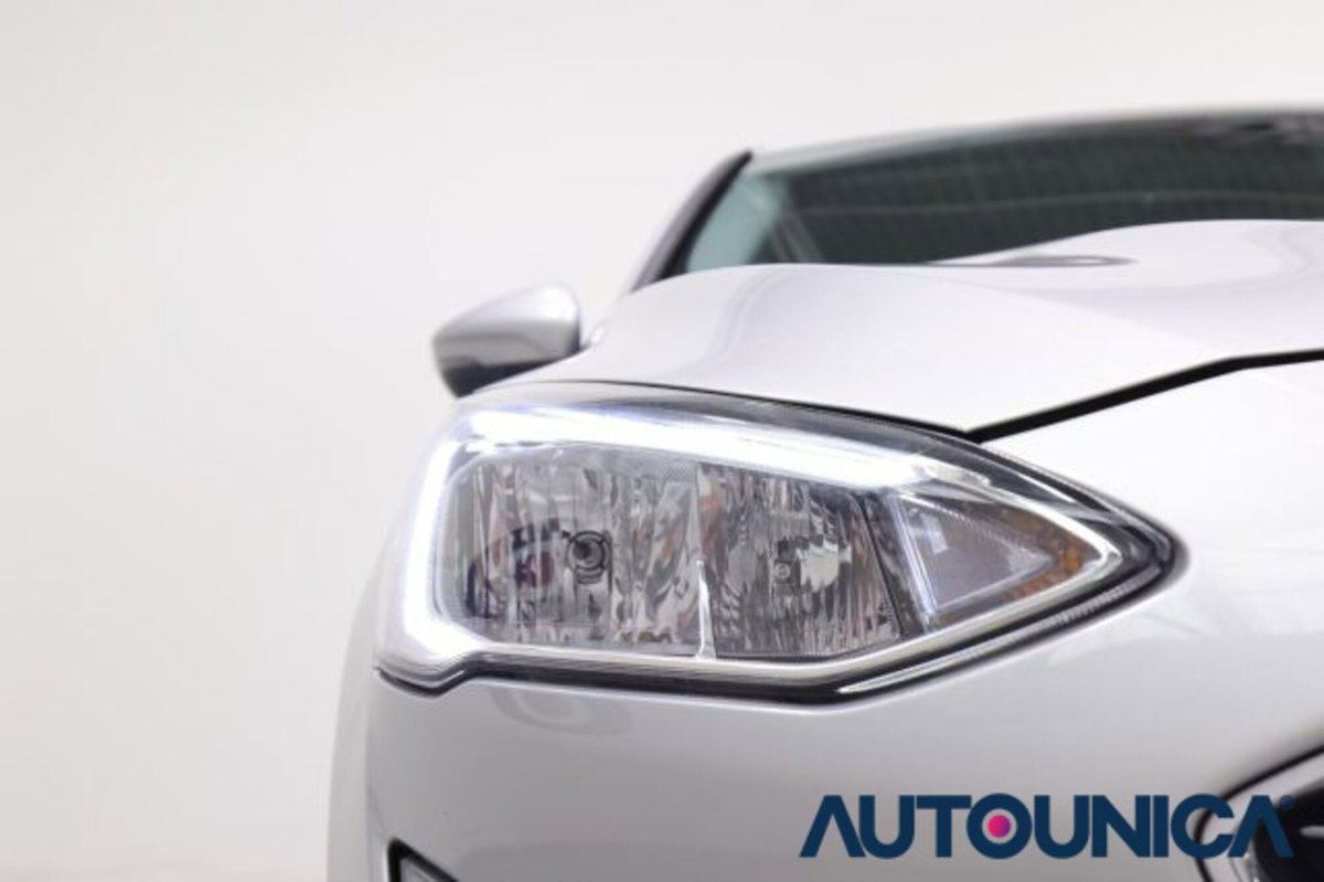 Ford Focus 1.5 EcoBlue 120 CV 5p. Titanium (12)