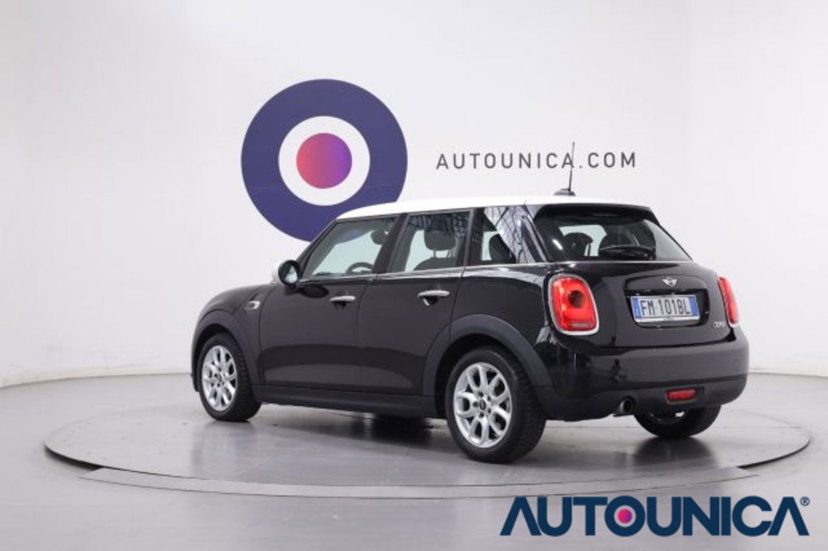 MINI Mini 1.5 Cooper Boost 5 porte (16)