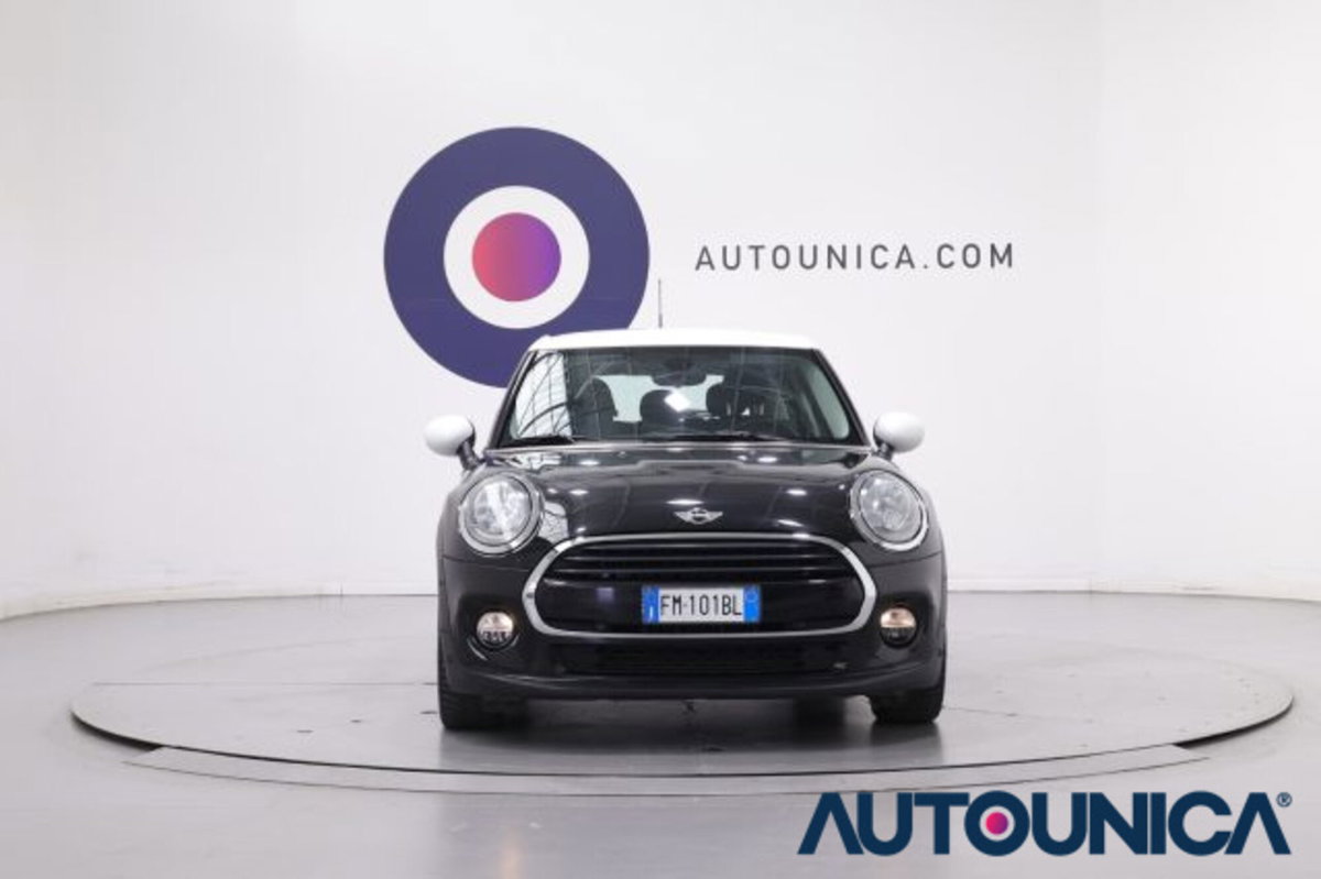 MINI Mini 1.5 Cooper Boost 5 porte (2)