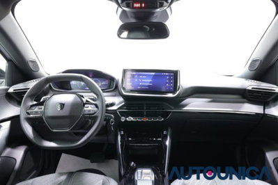 Peugeot 2008 50 kWh Allure (10)
