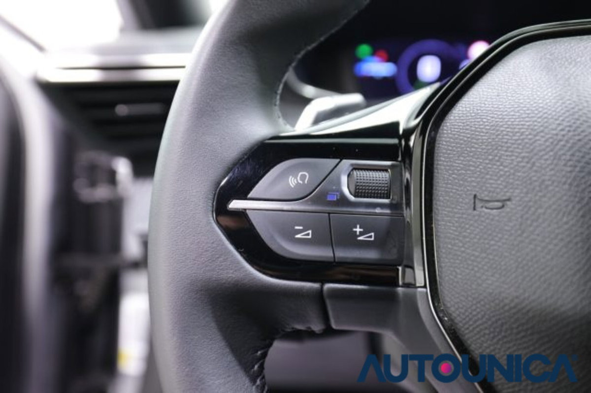 Peugeot 2008 50 kWh Allure (20)