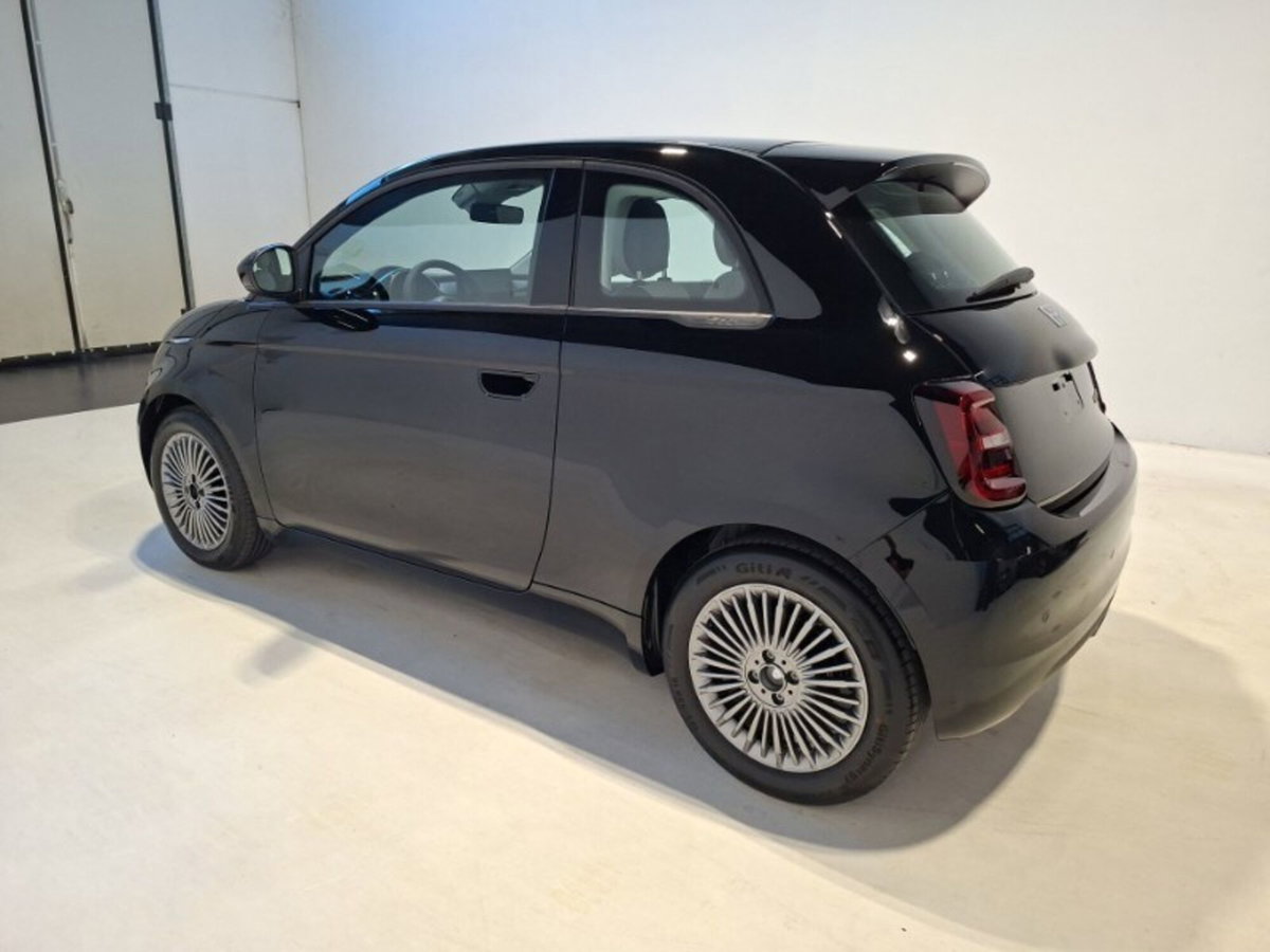 Fiat 500 1.0 hybrid Icon (4)