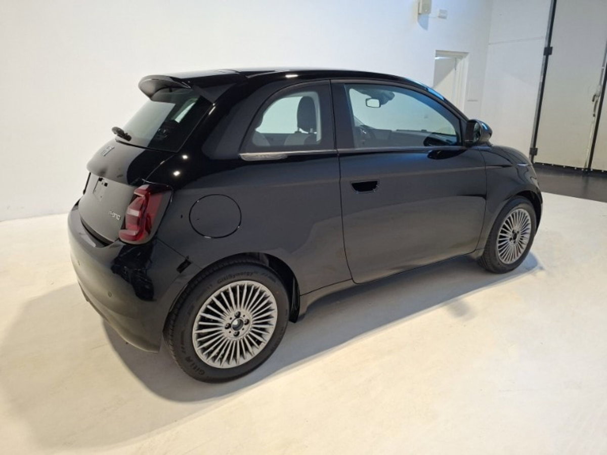 Fiat 500 1.0 hybrid Icon (6)