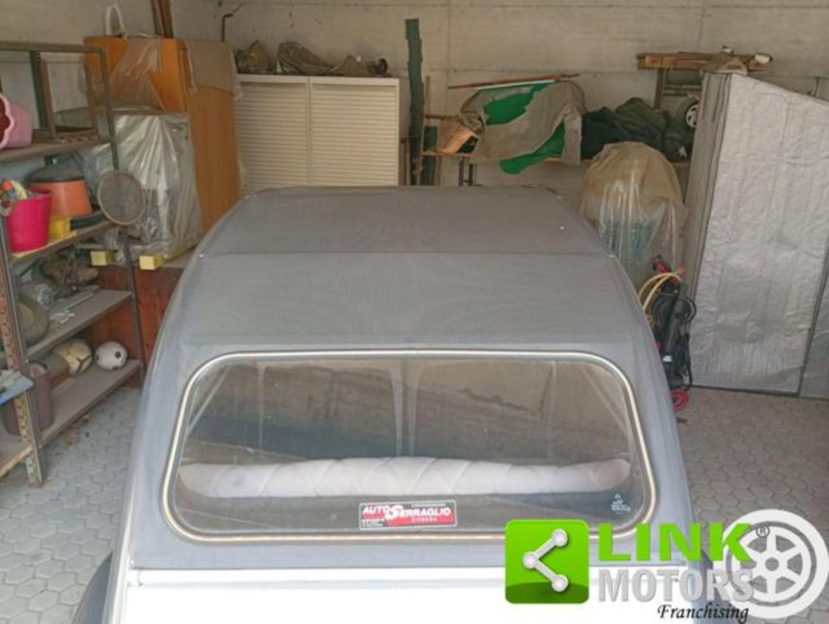 Citroen 2CV 6 Charleston (19)