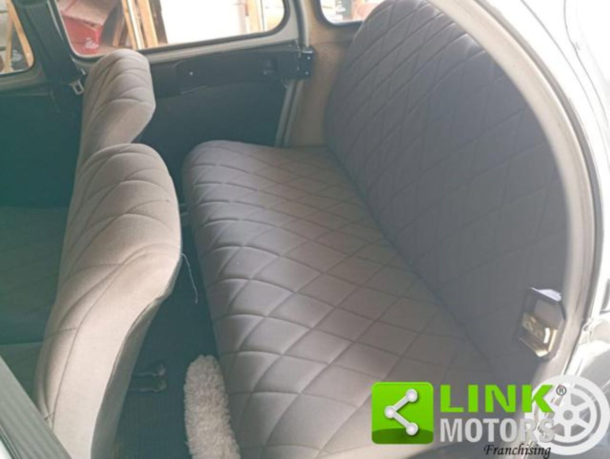 Citroen 2CV 6 Charleston (7)
