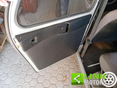 Citroen 2CV 6 Charleston (9)