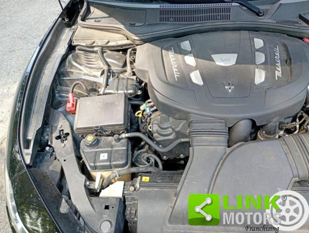Maserati Ghibli Ghibli V6 Diesel (13)