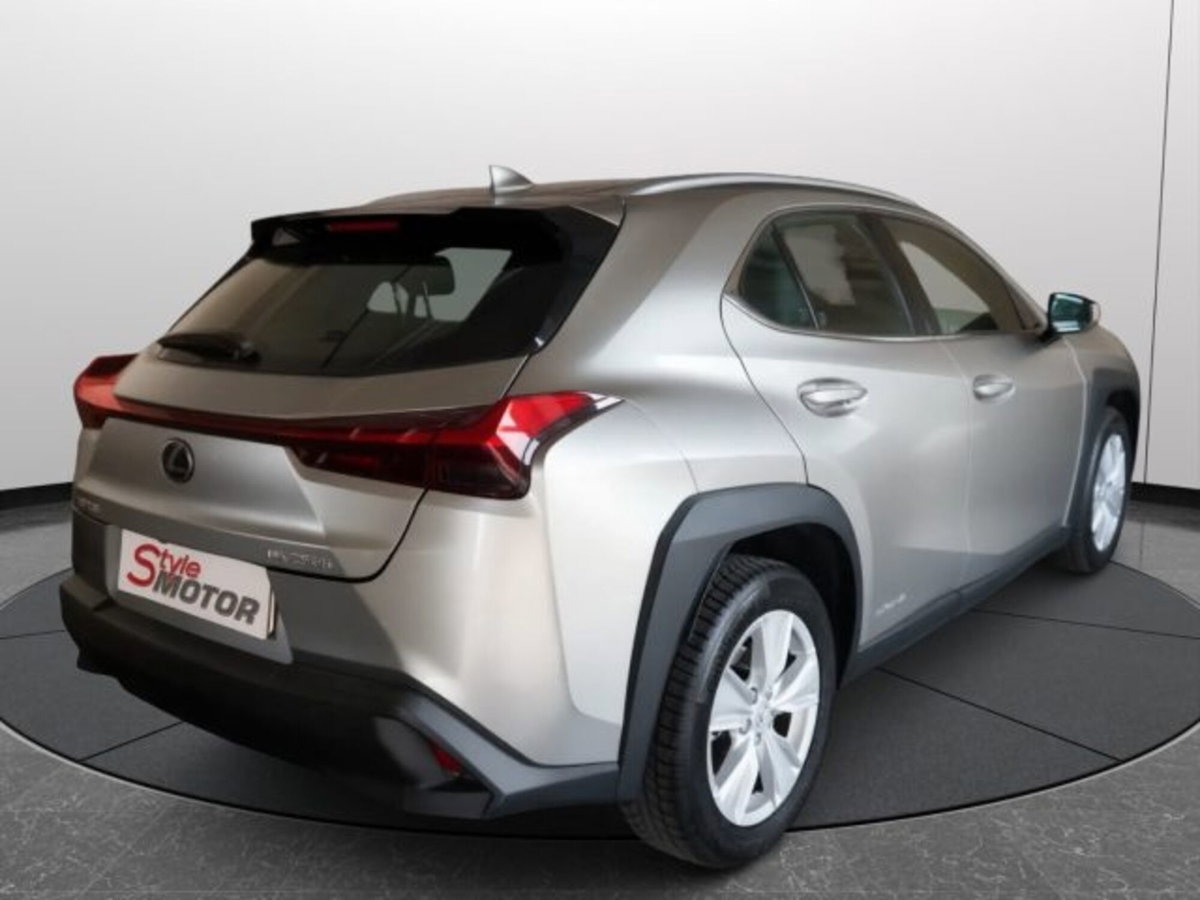 Lexus UX Full Electric Premium (17)