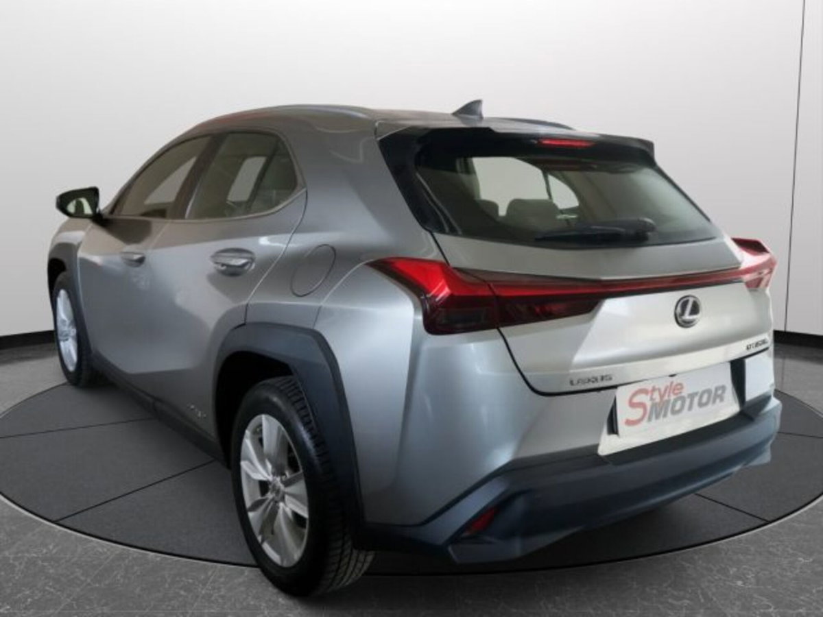 Lexus UX Full Electric Premium (3)