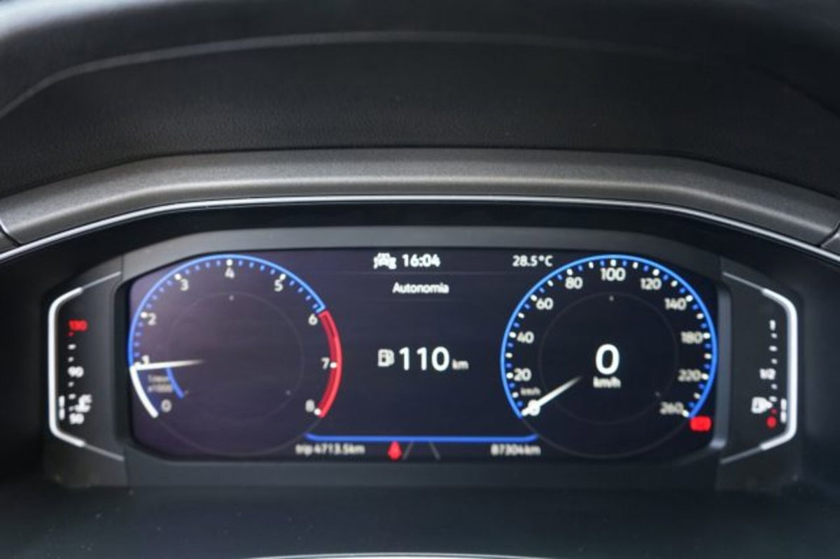 Volkswagen T-Roc 1.0 TSI Style BlueMotion Technology (11)