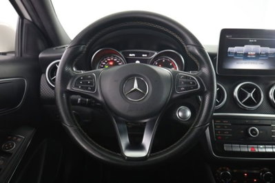 Mercedes-Benz Classe A 180 d Automatic Sport (4)