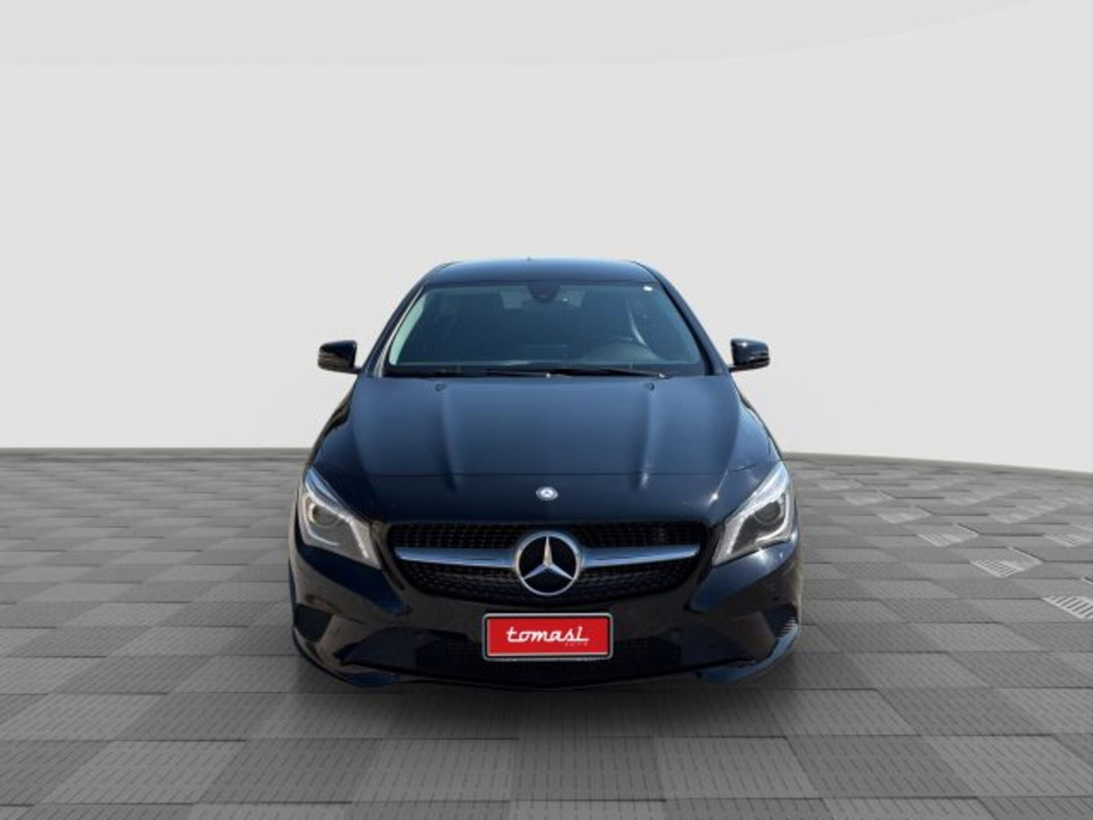 Mercedes-Benz CLA Shooting Brake 200 d Automatic Sport Night (8)