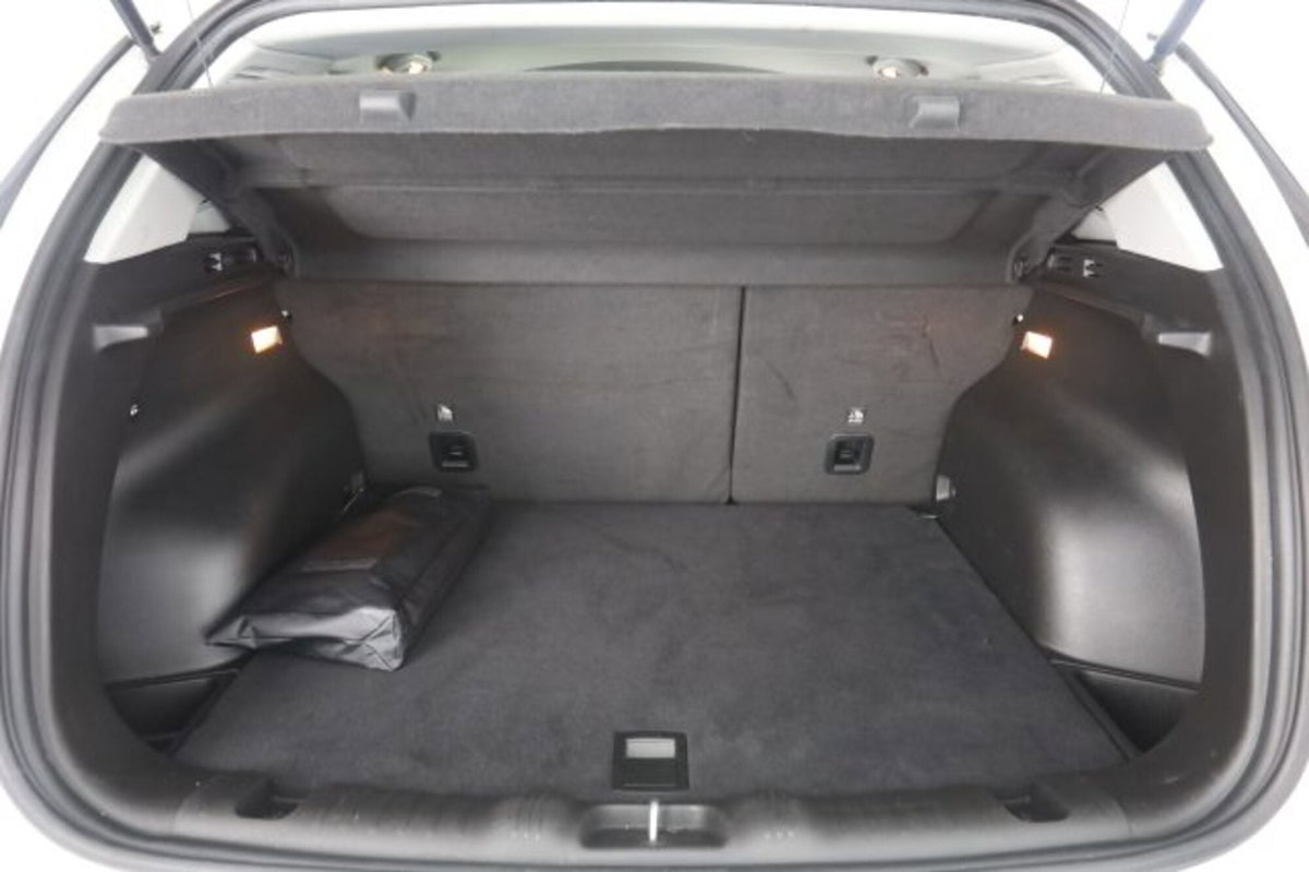 Jeep Compass 1.6 Multijet II 2WD Business (6)