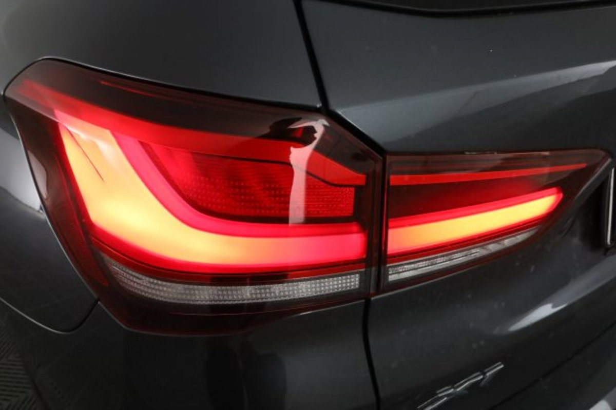 BMW X1 sDrive16d xLine Plus (10)
