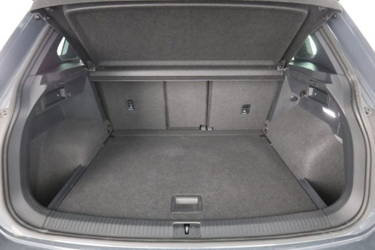 Volkswagen Tiguan 2.0 TDI 150 CV SCR DSG 4MOTION R-Line (6)