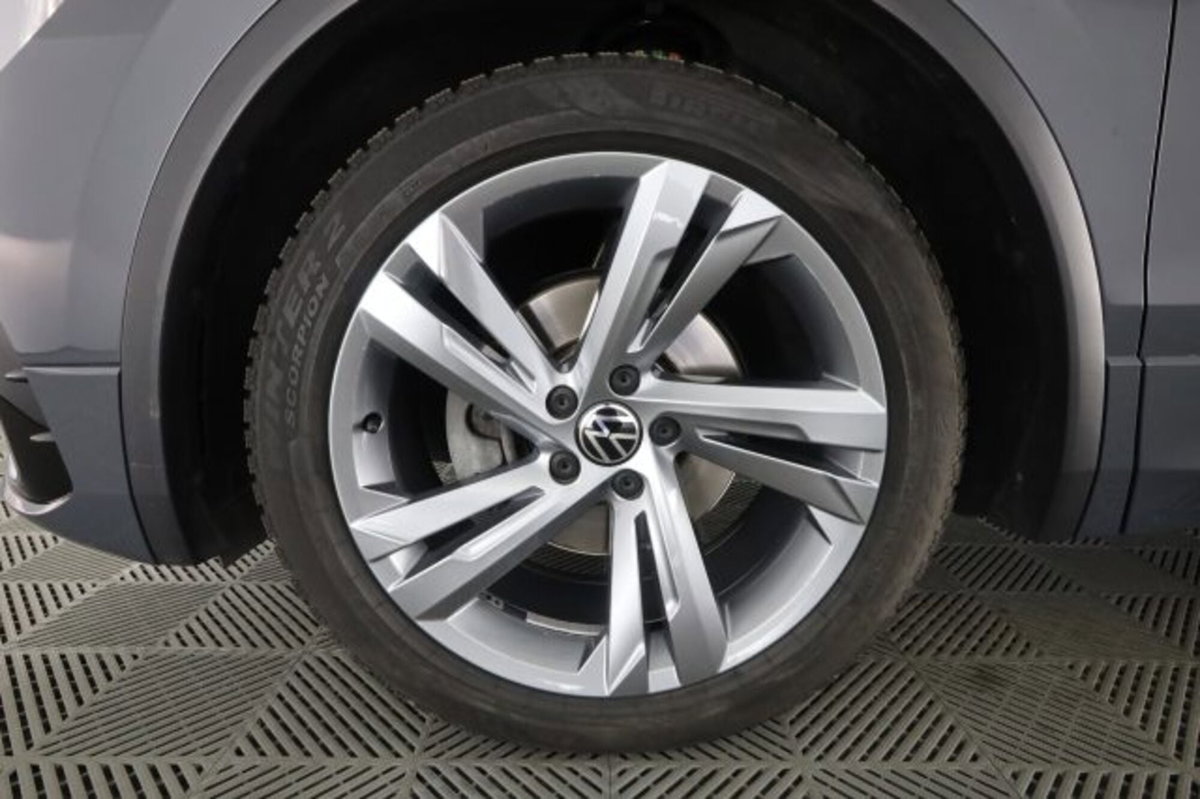 Volkswagen Tiguan 2.0 TDI 150 CV SCR DSG 4MOTION R-Line (8)