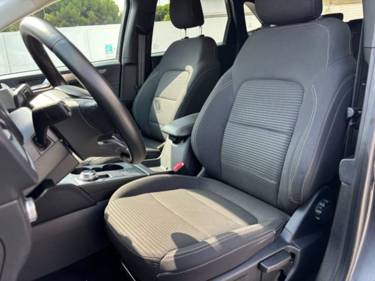Ford Kuga 2.5 Full Hybrid 190 CV CVT 2WD ST-Line Design (13)