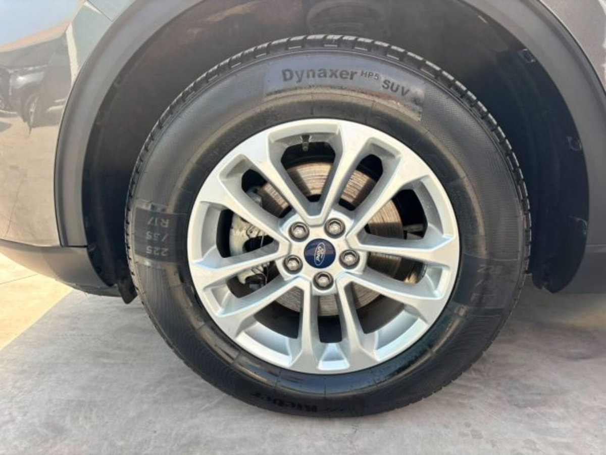Ford Kuga 2.5 Full Hybrid 190 CV CVT 2WD ST-Line Design (19)