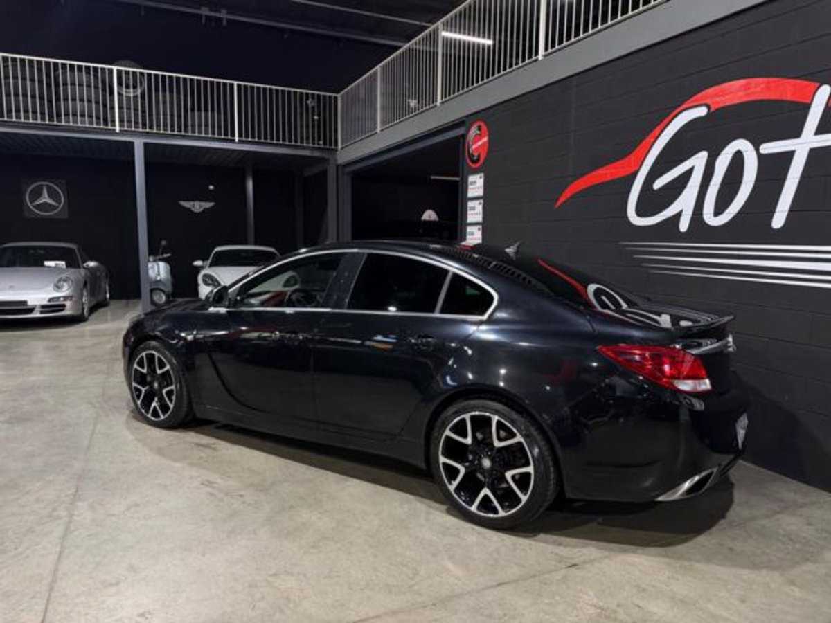 Opel Insignia Turbo 4x4 325CV 4 porte OPC (4)