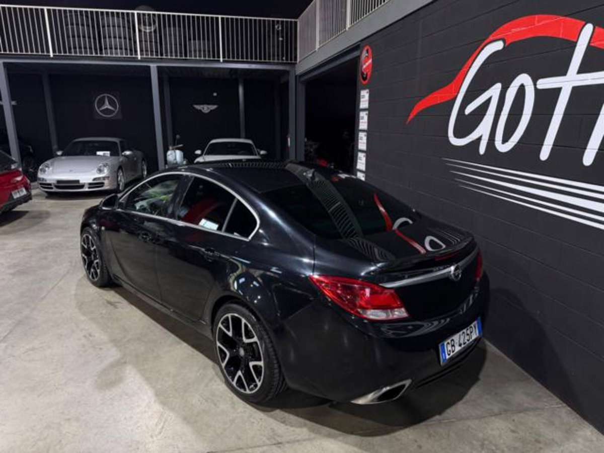 Opel Insignia Turbo 4x4 325CV 4 porte OPC (5)
