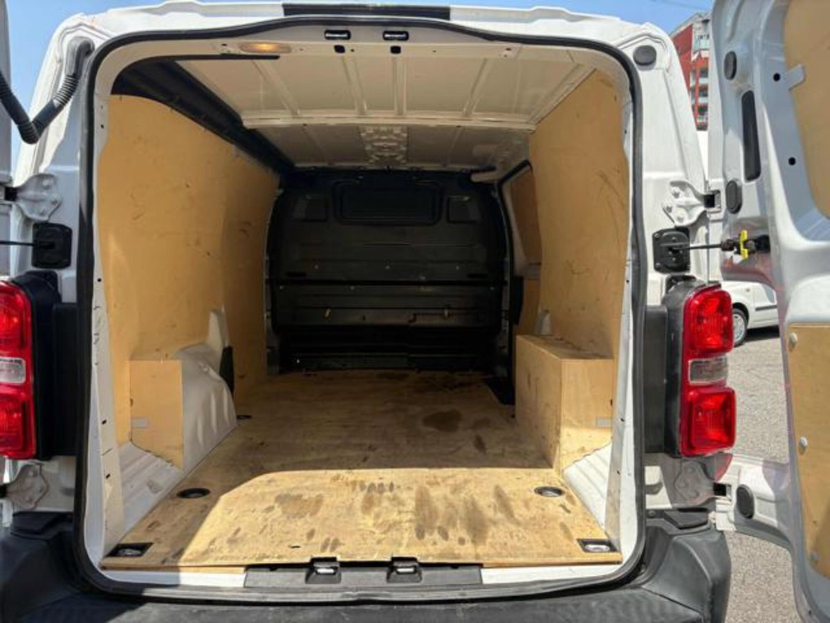 Opel Vivaro Furgone 1.5 Diesel 100CV S&S PL-TN M Furgone Enjoy (13)