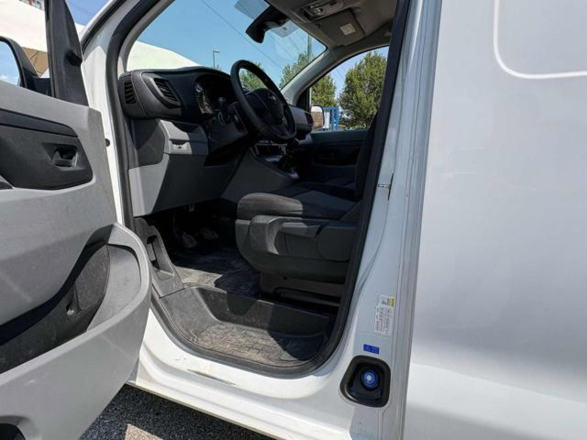 Opel Vivaro Furgone 1.5 Diesel 100CV S&S PL-TN M Furgone Enjoy (8)