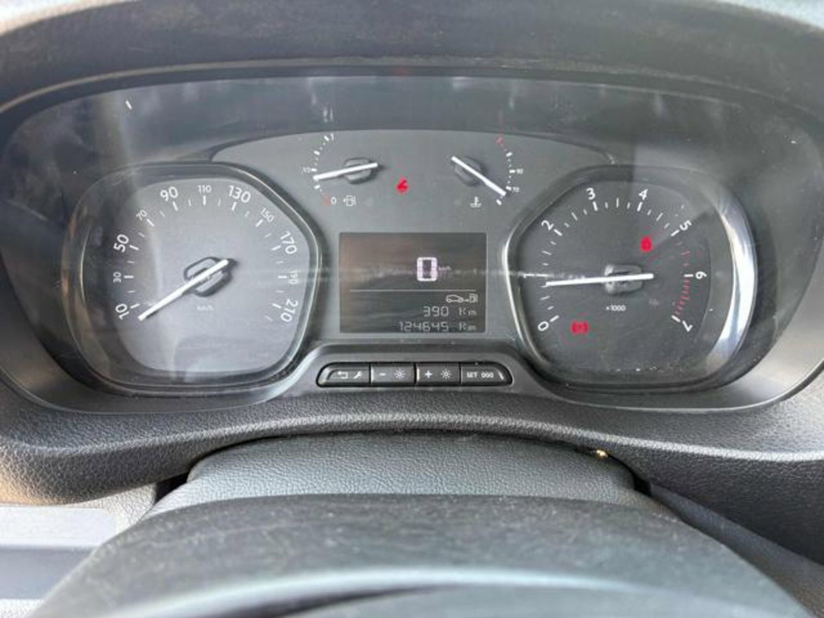 Opel Vivaro Furgone 1.5 Diesel 100CV S&S PL-TN M Furgone Enjoy (9)