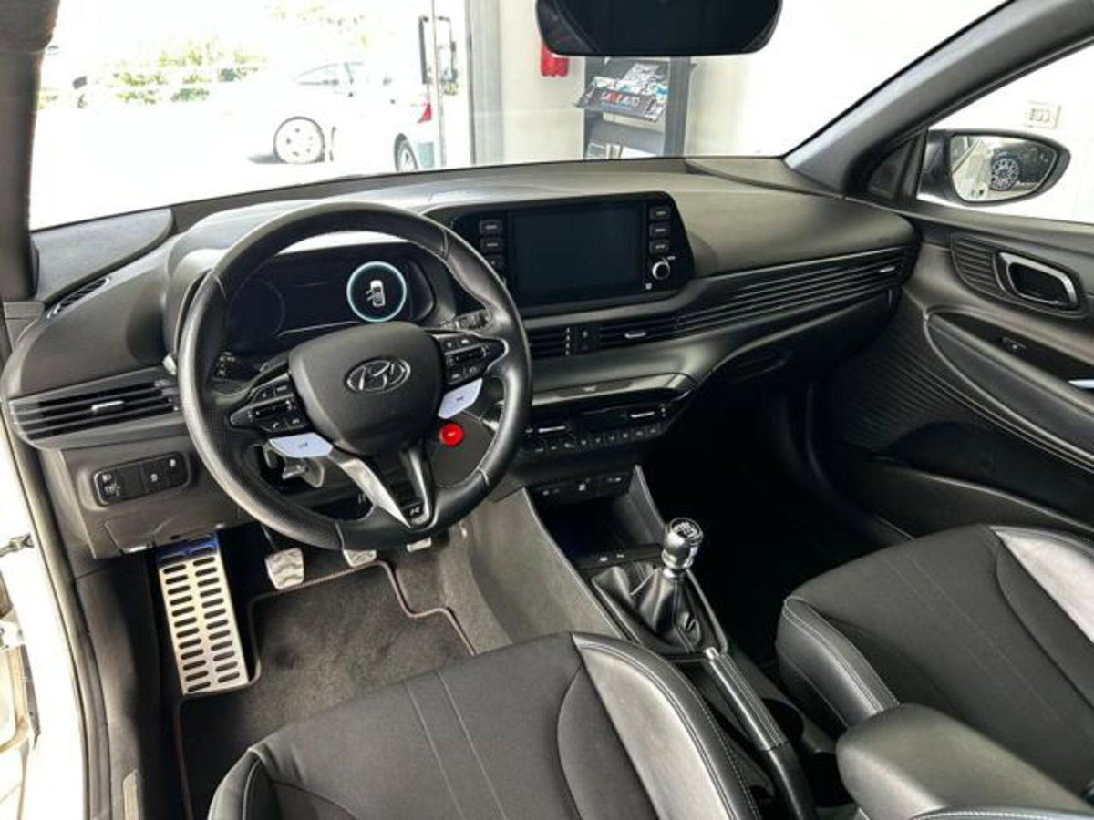 Hyundai i20 1.6 T-GDI MT N-Performance (12)