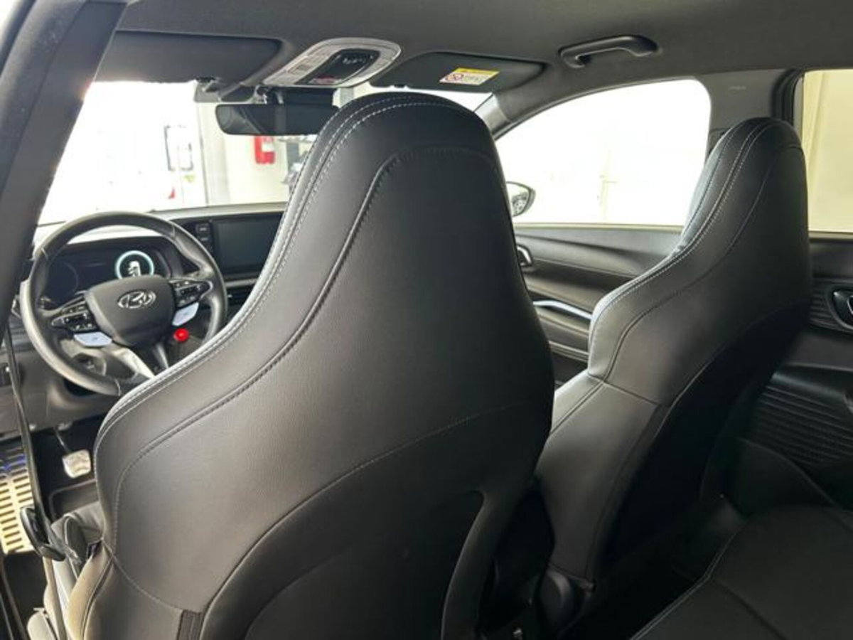 Hyundai i20 1.6 T-GDI MT N-Performance (15)