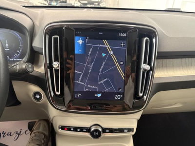 Volvo XC40 T4 Recharge Plug-in Hybrid Inscription (14)