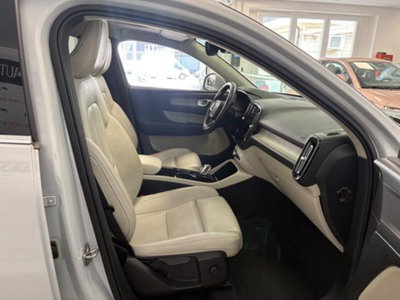 Volvo XC40 T4 Recharge Plug-in Hybrid Inscription (18)