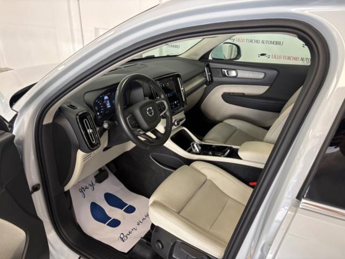 Volvo XC40 T4 Recharge Plug-in Hybrid Inscription (7)