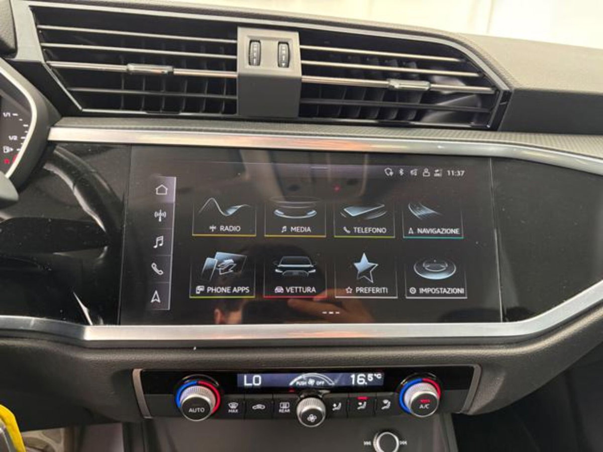Audi Q3 Sportback 35 TDI quattro S tronic Business Plus (14)