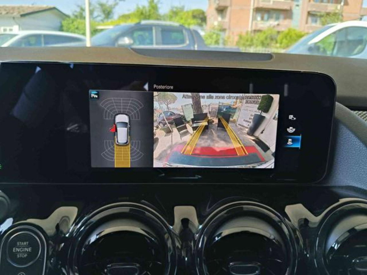 Mercedes-Benz GLA SUV 200 d Automatic Business (11)