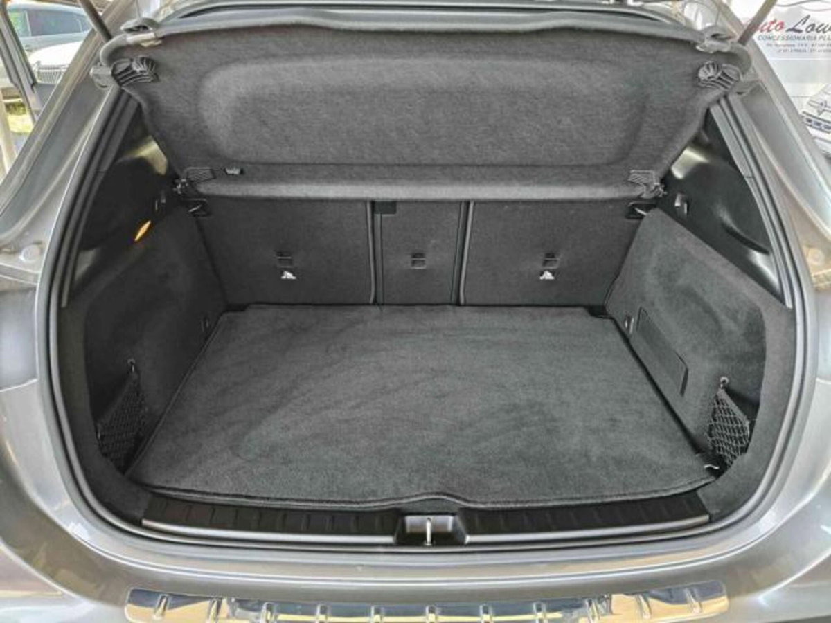 Mercedes-Benz GLA SUV 200 d Automatic Business (15)
