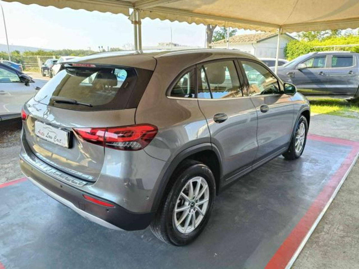 Mercedes-Benz GLA SUV 200 d Automatic Business (6)