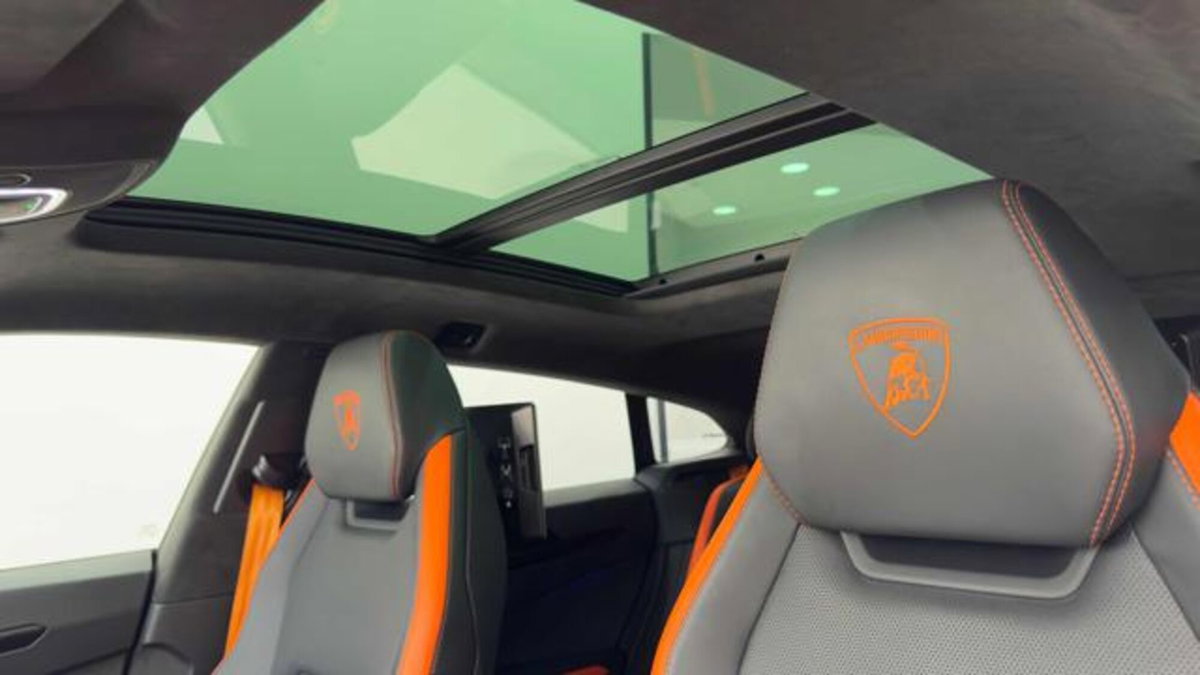 Lamborghini Urus 4.0 V8 phev SE auto (16)