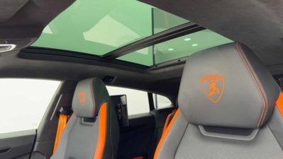 Lamborghini Urus 4.0 V8 phev SE auto (16)