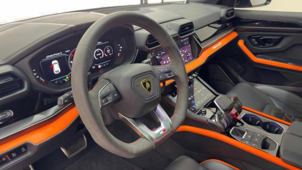 Lamborghini Urus 4.0 V8 phev SE auto (19)