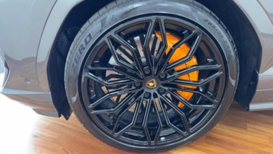 Lamborghini Urus 4.0 V8 phev SE auto (8)