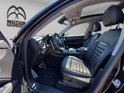 Alfa Romeo Stelvio Stelvio 2.0 Turbo 280 CV AT8 Q4 Ti (10)