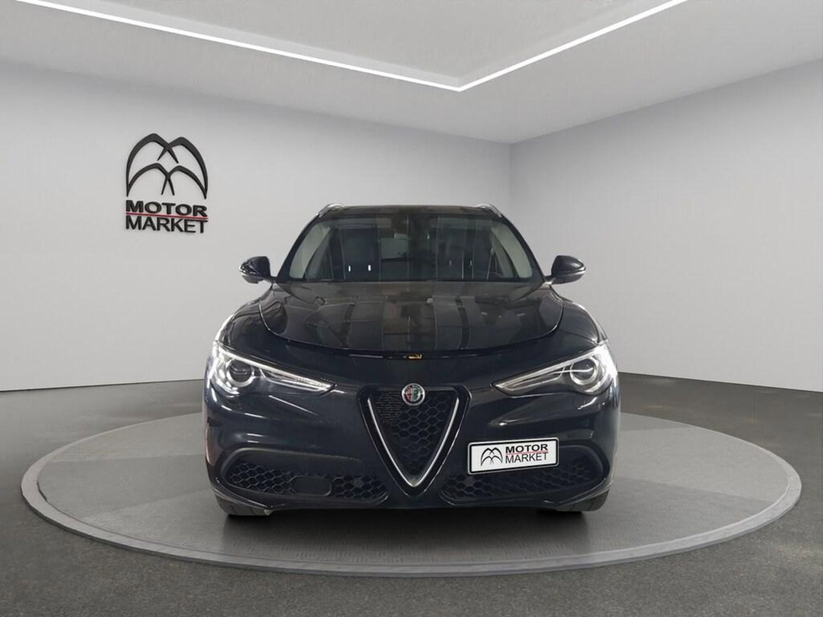 Alfa Romeo Stelvio Stelvio 2.0 Turbo 280 CV AT8 Q4 Ti (2)